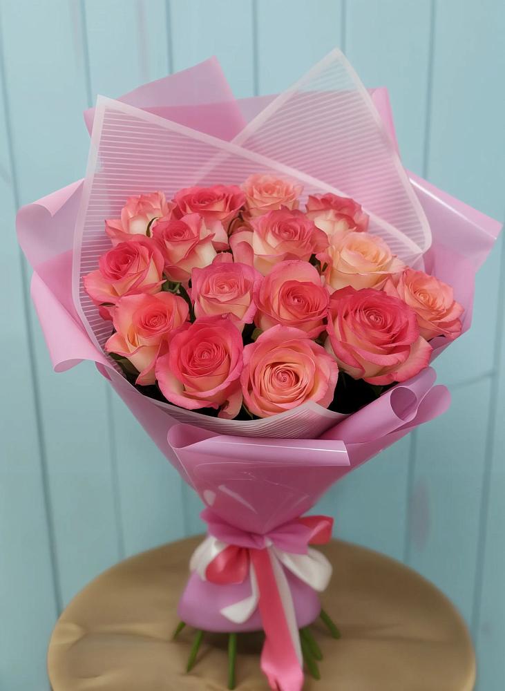 Букет 15 Розовых роз Равель в Чернятино