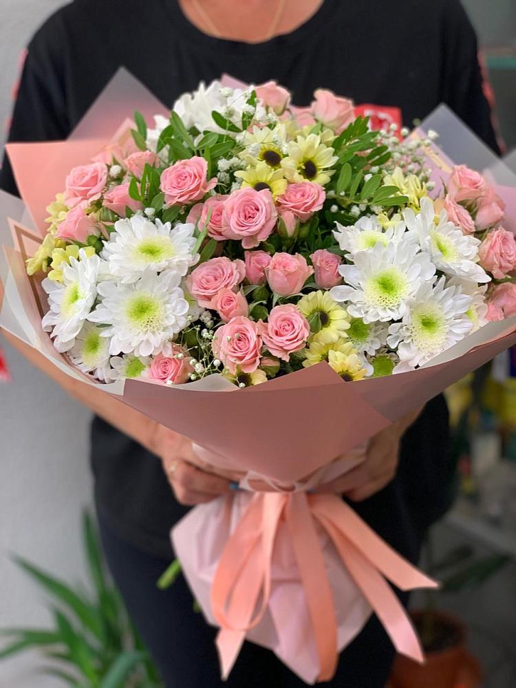 Букет цветов из: Розы и Хризантемы в Чернятино