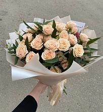 Букет Кремовые розы Латте в Чернятино