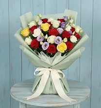 Букет цветов из:  Розы в Чернятино