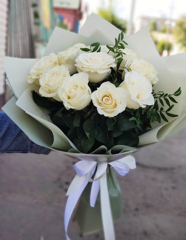 Букет Белые розы Проуд в Чернятино