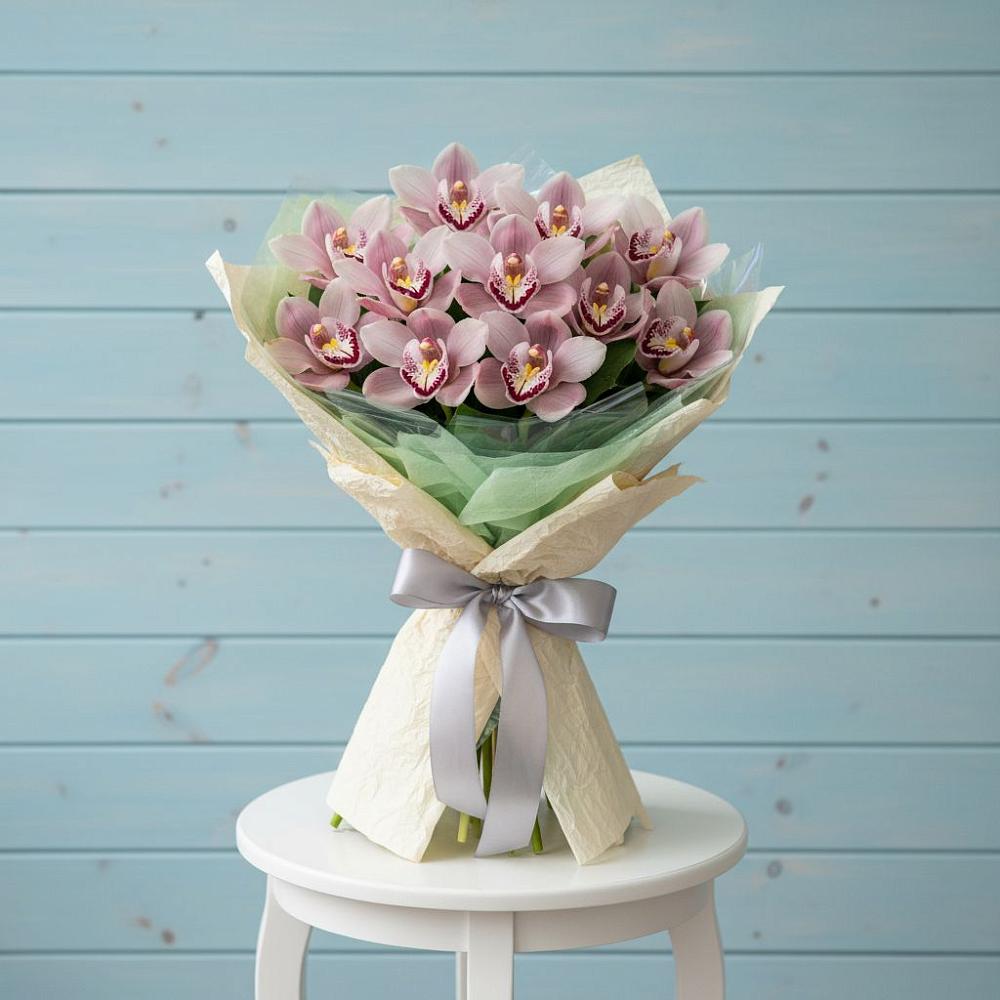 Букет цветов из: Орхидеи и Розы в Чернятино