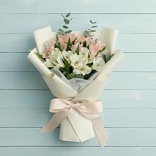 Букет цветов из:  Альстромерии #REPLACE_PRED# Чернятино