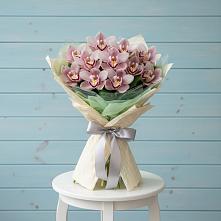 Букет цветов из:  Орхидеи и Розы в Чернятино