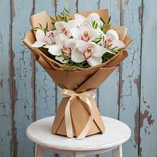 Букет цветов из:  Орхидеи и Розы в Чернятино